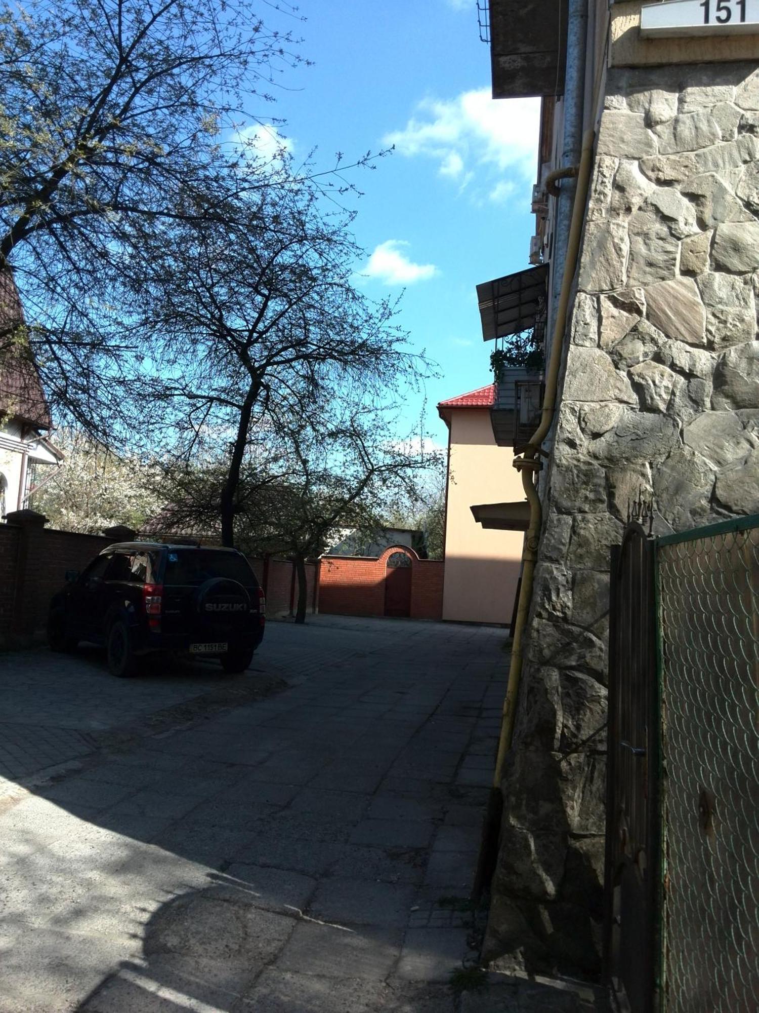 Apartment On Franka Lviv Exteriör bild